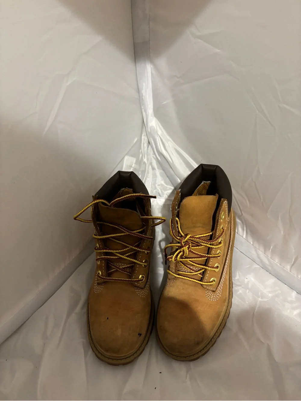 Timberland Kids Wheat Brown Lace-Up Waterproof Boots. Size 12